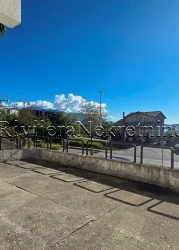 Business spaces for sale in Baošići