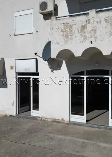 Business spaces for sale in Baošići