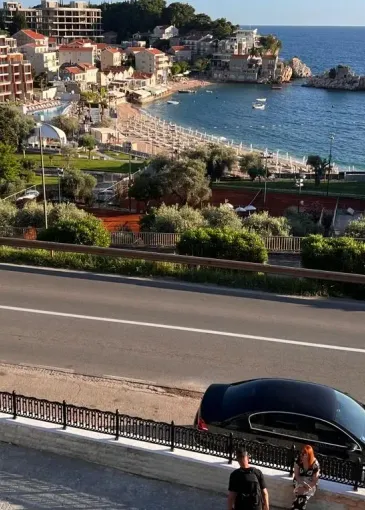 Business spaces for sale in Sveti Stefan