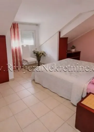 Hotel for sale in Igalo