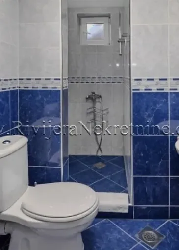 Hotel for sale in Igalo