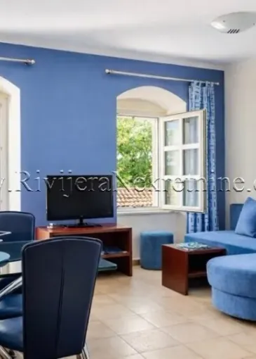 Hotel for sale in Igalo