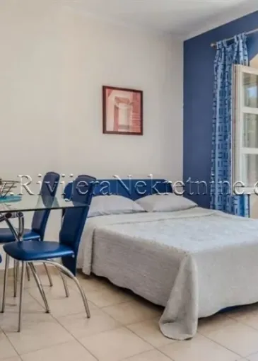 Hotel for sale in Igalo