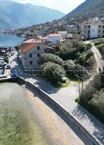 House for sale in Stoliv