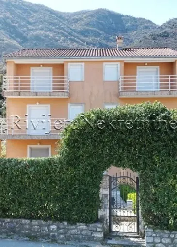 House for sale in Stoliv