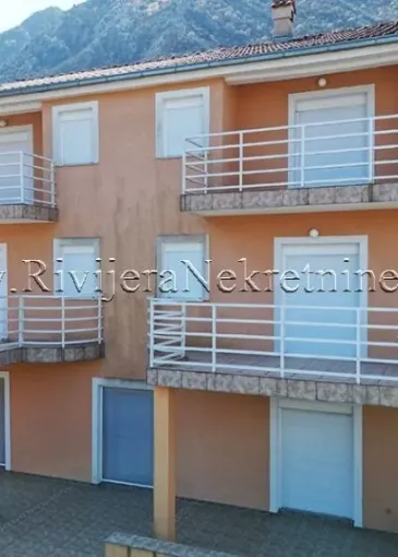 House for sale in Stoliv