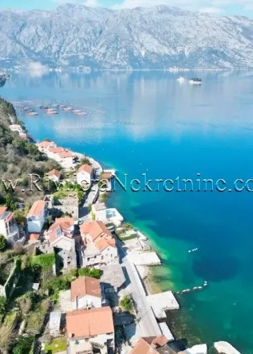 House for sale in Stoliv