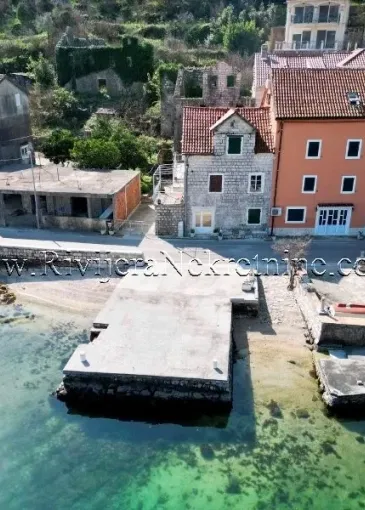 House for sale in Stoliv