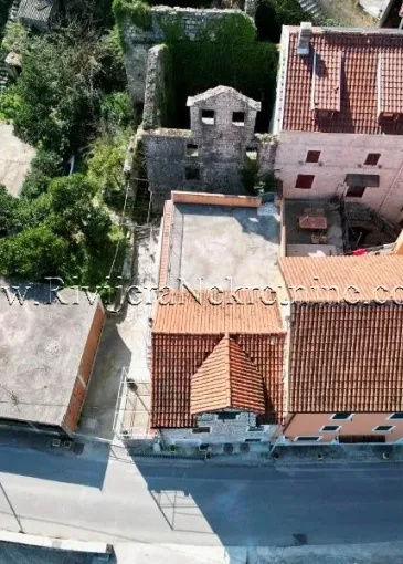 House for sale in Stoliv