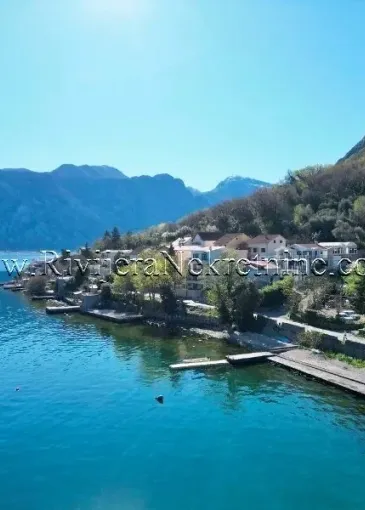 House for sale in Stoliv