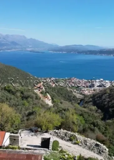 House for sale in Baošići