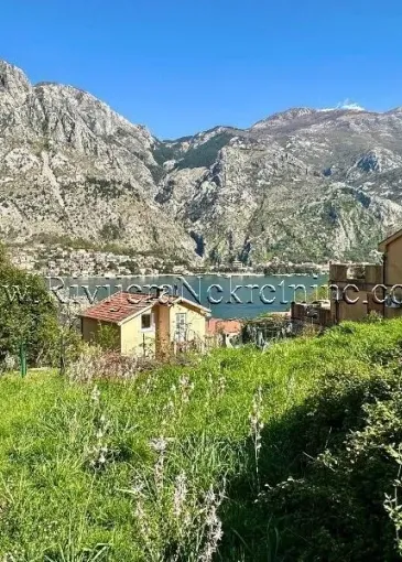 Haus zum Verkauf in Muo