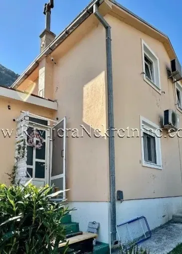 Haus zum Verkauf in Muo