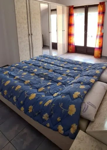 House for sale in Spuž