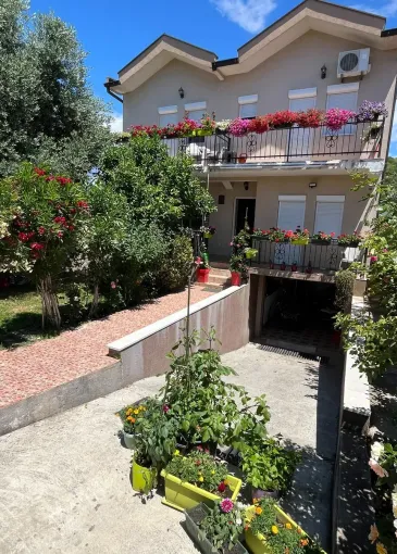 Casa en venta en Podgorica