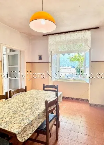 Casa en venta en Kostanjica