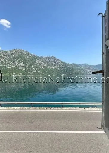 Casa en venta en Kostanjica