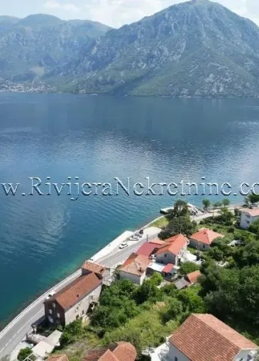 Casa en venta en Kostanjica