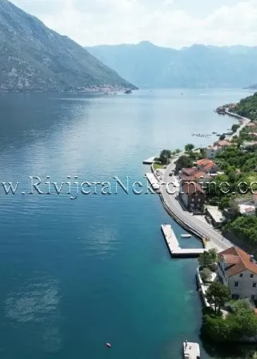 Casa en venta en Kostanjica