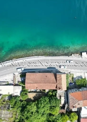 Casa en venta en Kostanjica