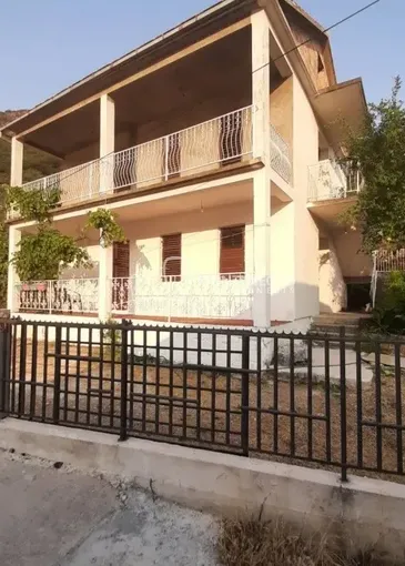 House for sale in Lepetane