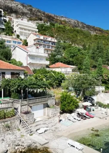 Ev satılık Njivice'de 