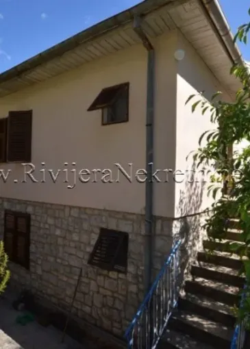 Ev satılık Njivice'de 