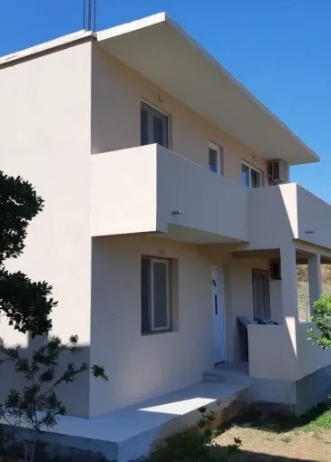 House for sale in Radovići