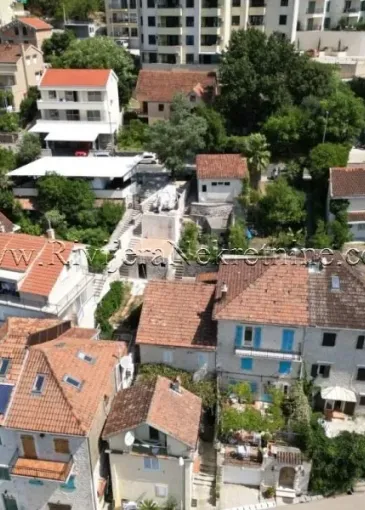 House for sale in Dobrota