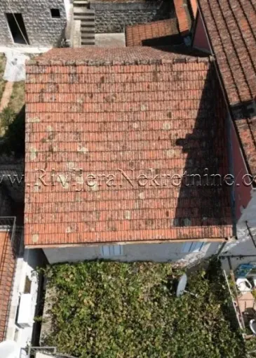 House for sale in Dobrota