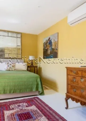 House for sale in Kamenari