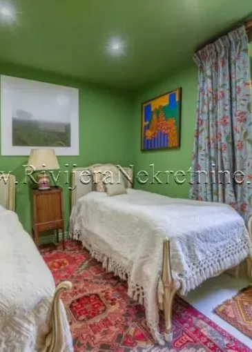 House for sale in Kamenari