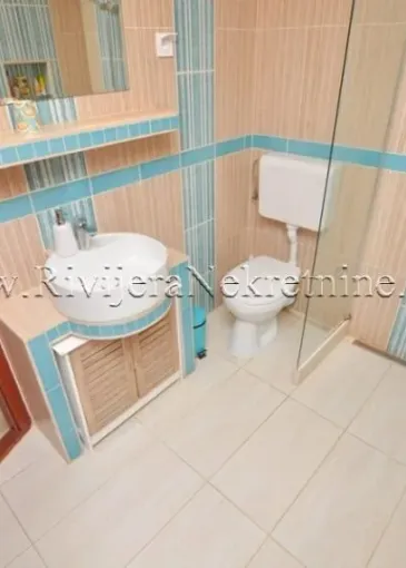 House for sale in Njivice