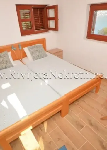 House for sale in Njivice