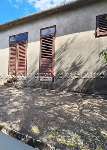 House for sale in Radovići