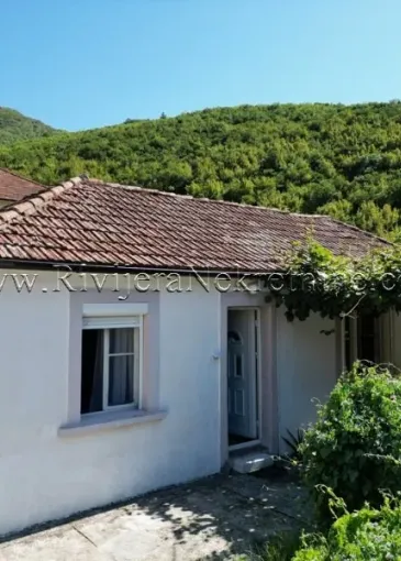 House for sale in Zelenika