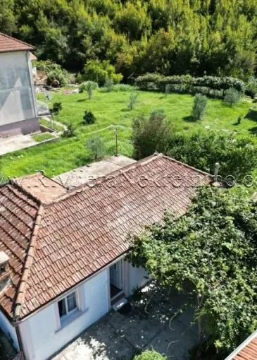 House for sale in Zelenika