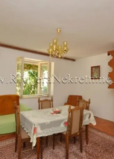 House for sale in Zelenika
