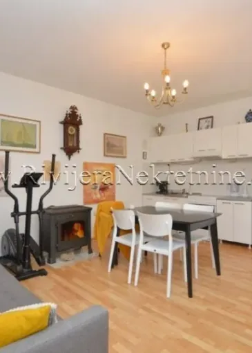 House for sale in Zelenika