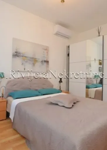 House for sale in Zelenika