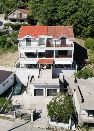 House for sale in Sutorina