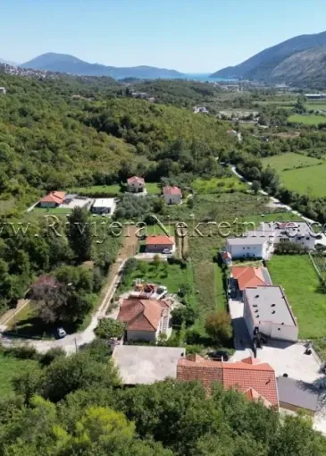 House for sale in Sutorina
