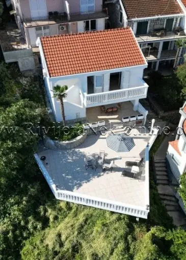 House for sale in Njivice