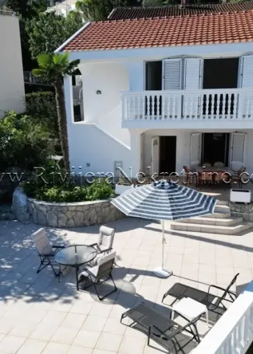 House for sale in Njivice