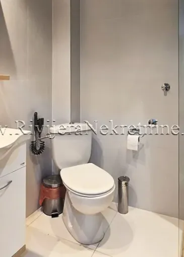 House for sale in Radovići