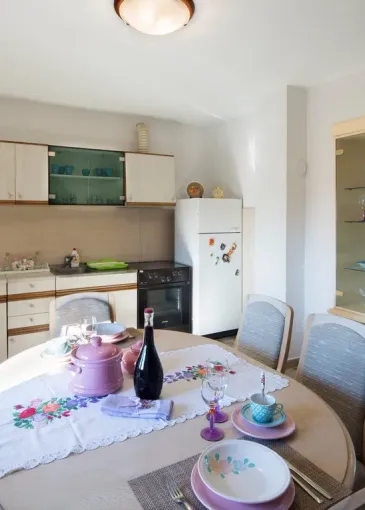 Ev satılık Budva'de 