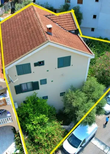 Ev satılık Budva'de 