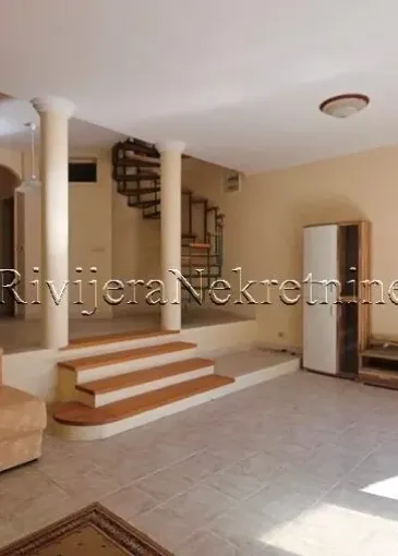 Кућа на продају у Херцег Нови