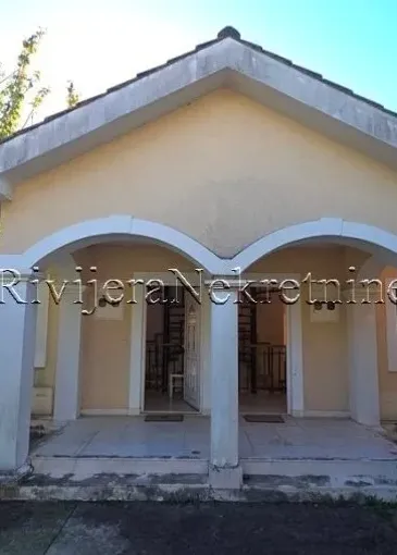 Кућа на продају у Херцег Нови