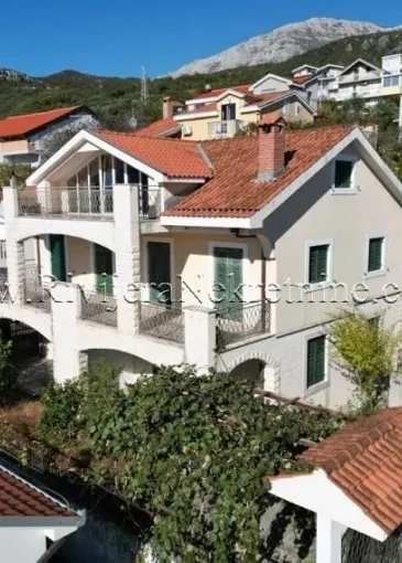 Кућа на продају у Херцег Нови